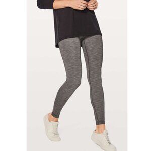 LIKE NEW! Lululemon Wunder Under Hi-Rise Tight Full-On Luxtreme 28"